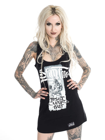 Shelly d´Inferno in black soft premium fitted Tank Top with anubis trust your gut print 